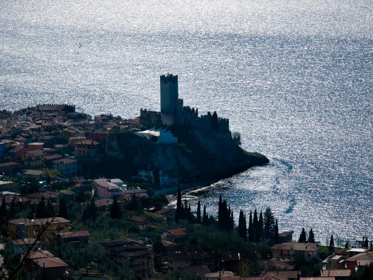 Villa Cipressi - Luxuri Lounge - Malcesine Kültér fotó